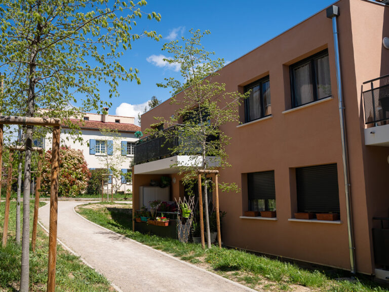 Résidence-intergénérationelle-PIERREVERT-1
